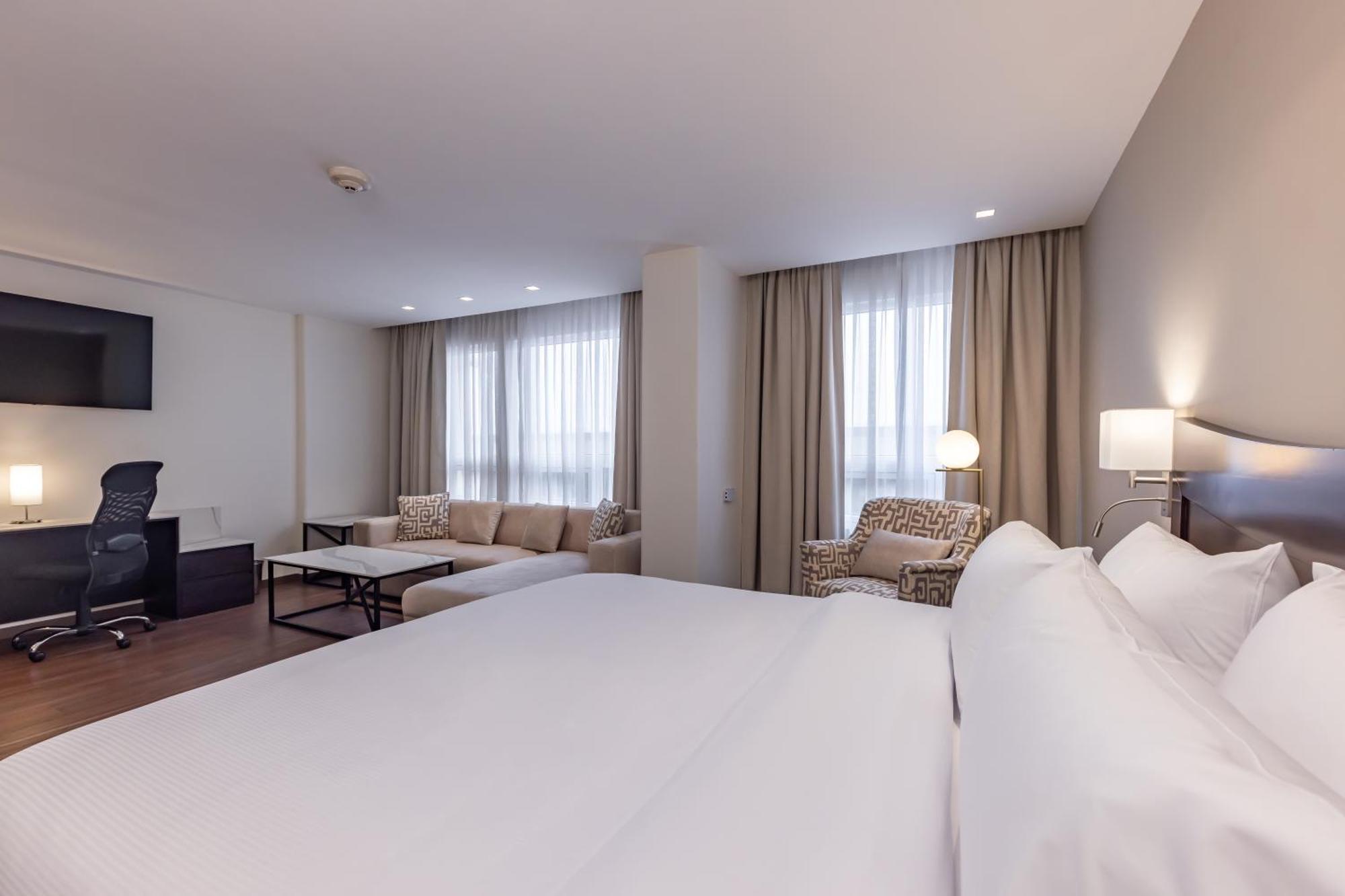 Hotel Biltmore Guatemala City Bagian luar foto